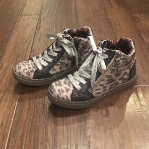 Steve Madden high Tops
